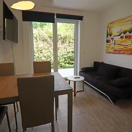 Casa de Férias Haus Am Gardersee Mit Garten