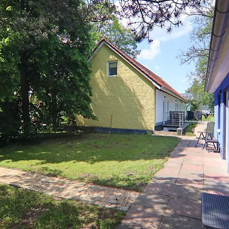 Haus Am Gardersee Mit Garten * Garden