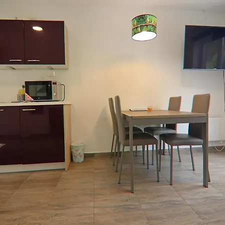 بيت للعطل Haus Am Gardersee Mit Garten